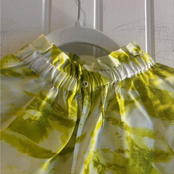 Marie Oliver The June Balloon Sleeve Blouse
NWOT - Picture 10 of 11